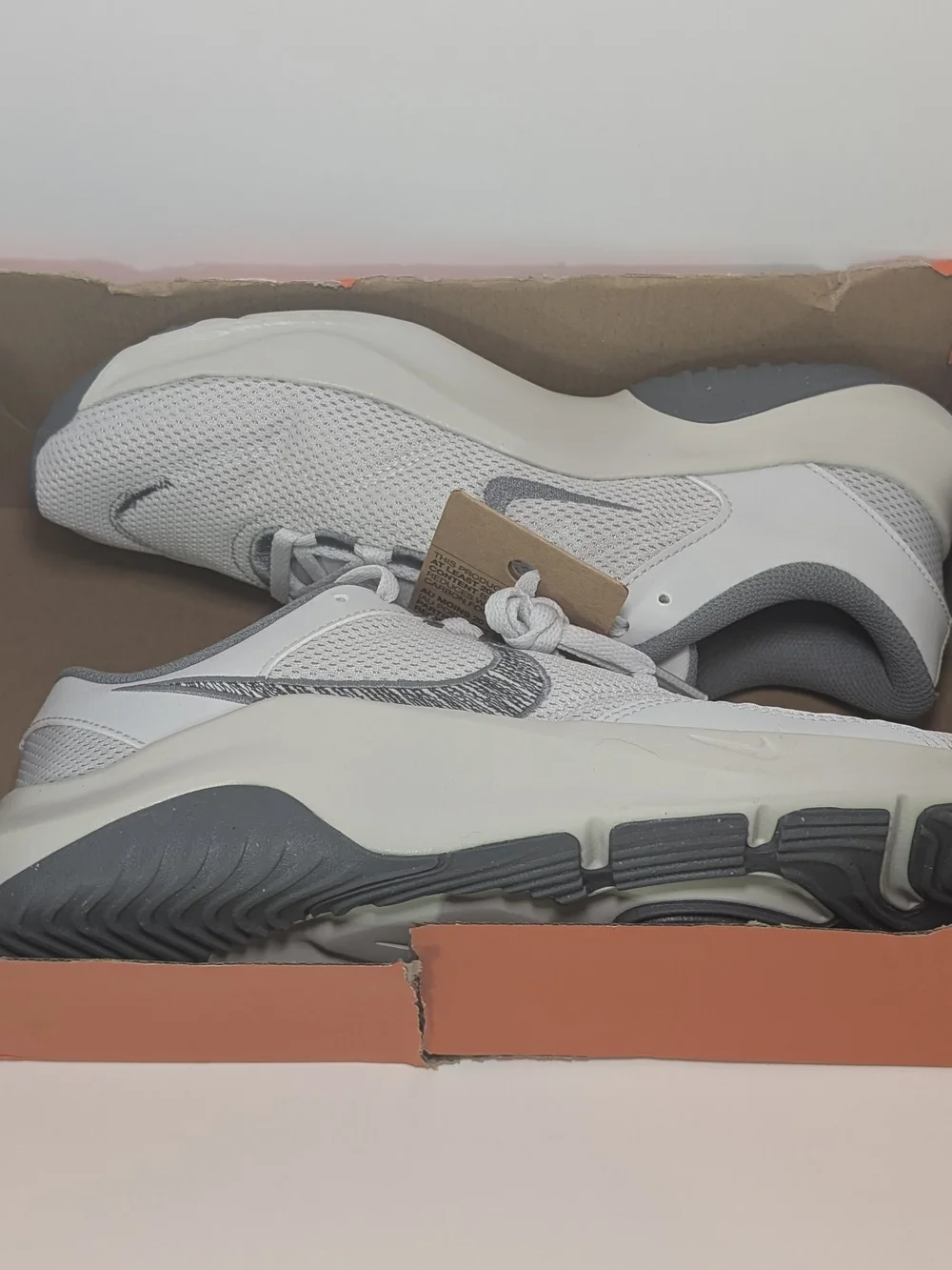 Nike Legend Essential 3 Next Nature Photon Dust Sneakers DM1120-005 Mens Size 8 - Picture 7 of 8